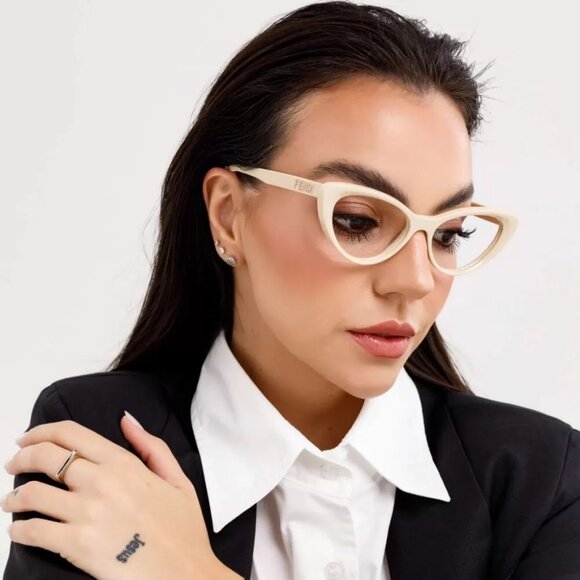 NEW FENDI EYEGLASSES FE50075I 057 WOMEN BEIGE CAT EYE EYEWEAR - Picture 1 of 4